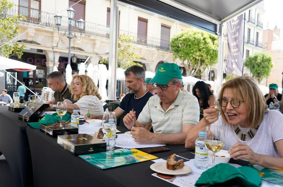 Una receta familiar perfeccionada con oficio: los callos de Alberto González que triunfaron en PanFest Zamora.