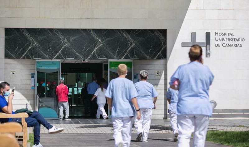 El HUC secunda la huelga de médicos nacional