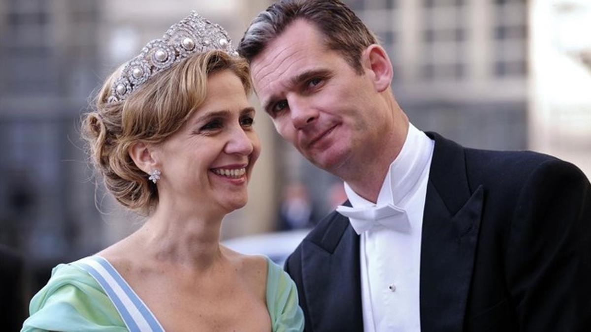 La infanta Cristina e Iñaki Urdangarin, en una boda de la familia real de Suecia, en 2010.