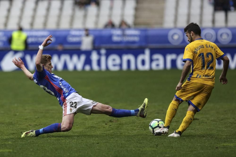 El partido entre el Oviedo y el Alcorcón, en imágenes