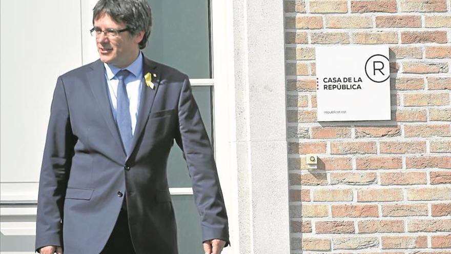 Interior niega la escolta a Puigdemont y dice que «debería estar en prisión»