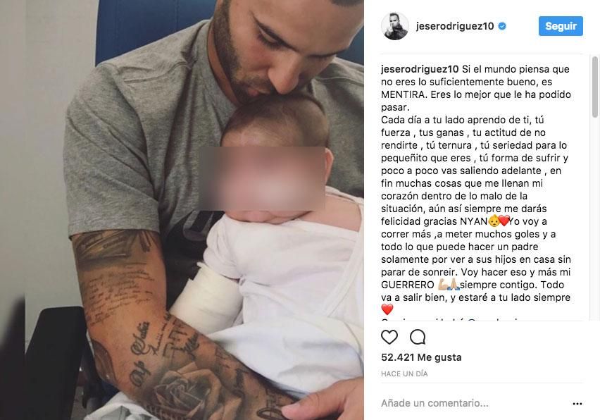 Jesé Rodríguez junto a su hijo