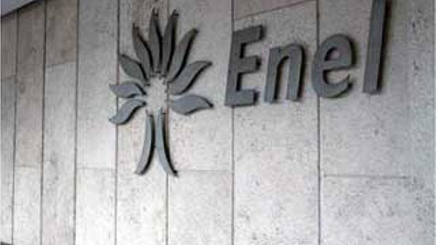 La CNMV permite a E.ON subir su oferta por Endesa y paraliza la opa de Enel o Acciona