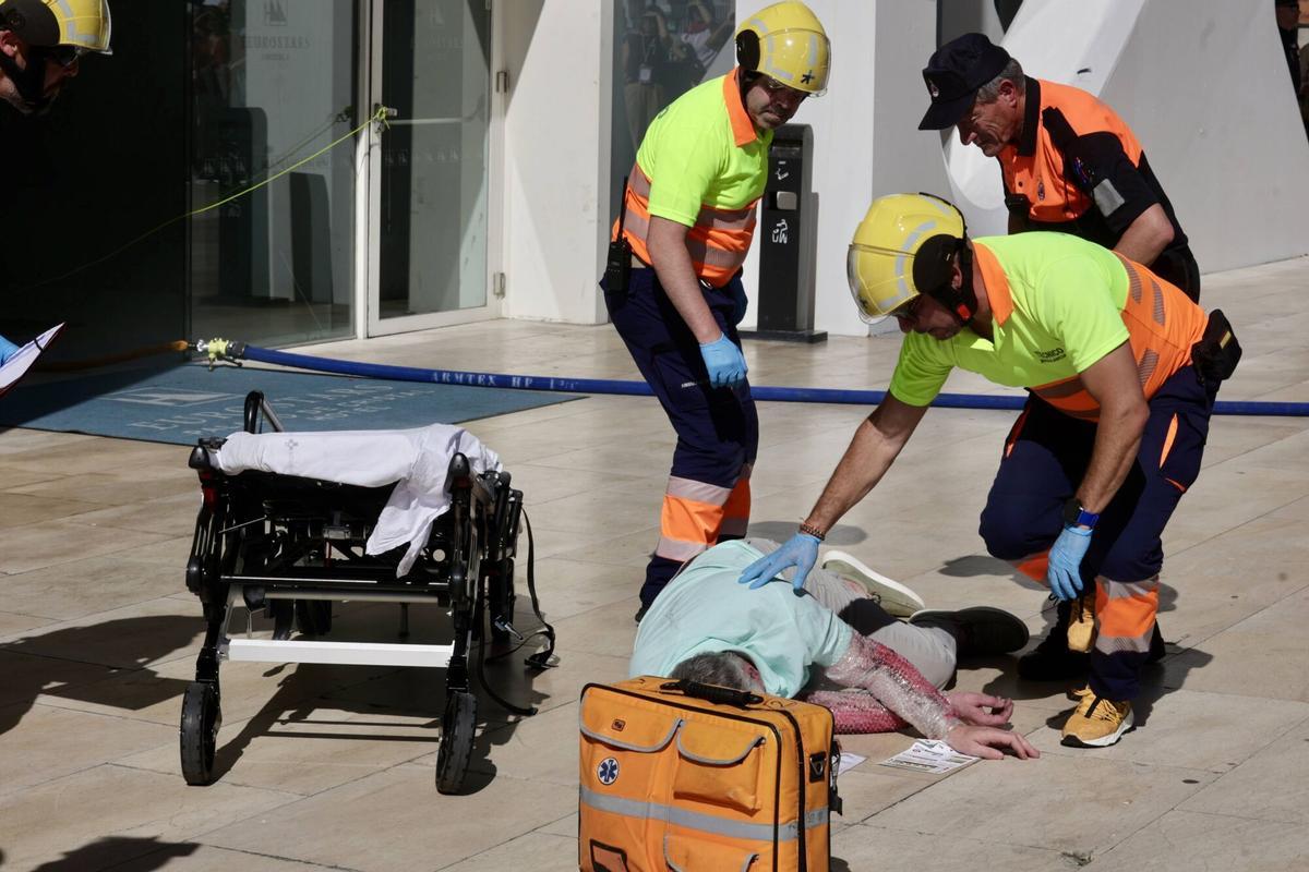 Distintas imágenes del simulacro organizado por la Sociedad Española de Médicos de Familia en Oviedo.