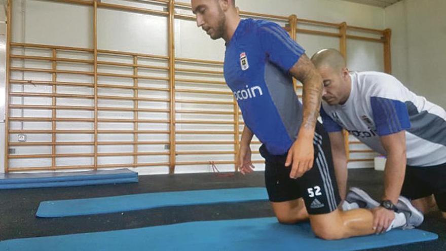 Varela trabaja con Nacho Gonzalo en el gimnasio.