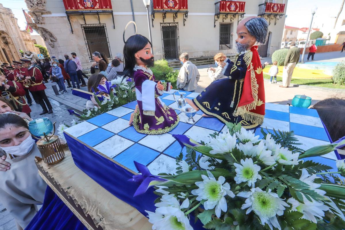 Procesión de los alumnos del colegio Nuestra Señora del Carmen de Orihuela