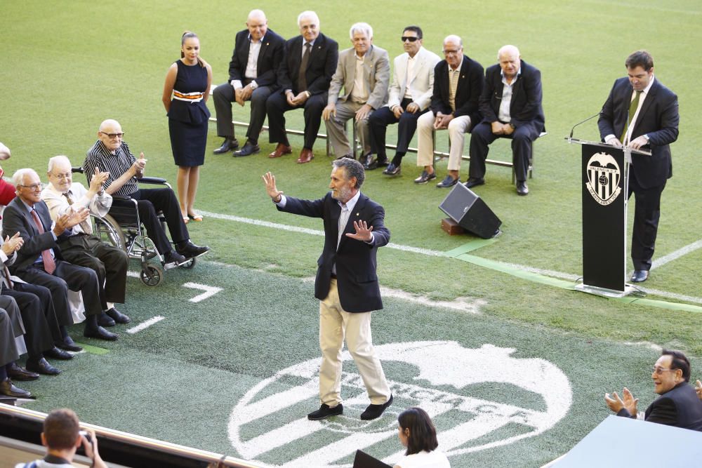 El Valencia rinde homenaje a sus socios más fieles