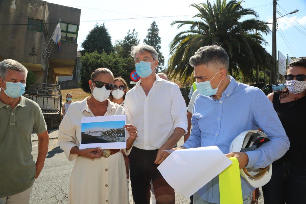 Visita de José Cacabelos y Carmela Silva a las obras del auditorio.