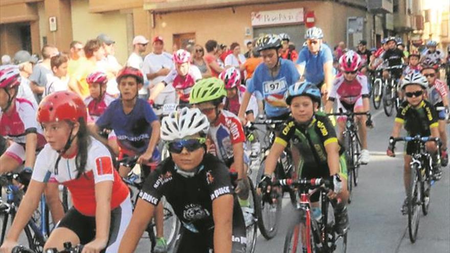 L’Alcora celebra un concurso de paellas de récord con 2.000 participantes en la cita