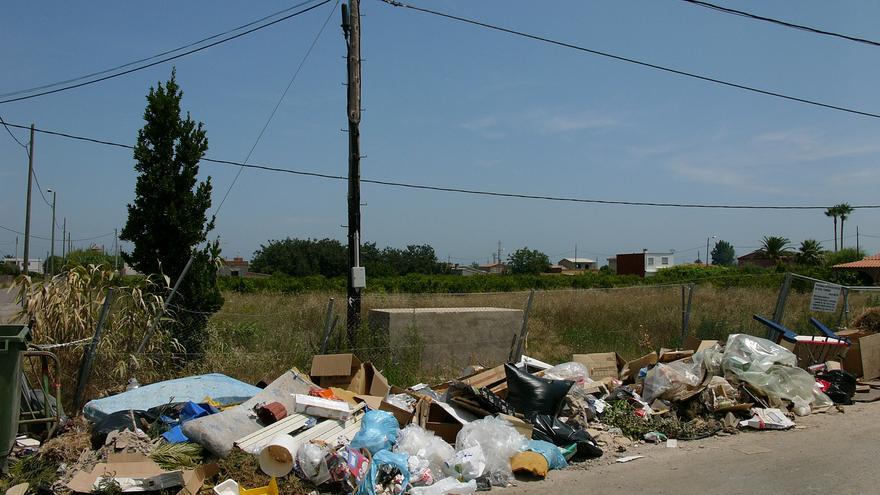 Cerco a los vertederos incontrolados en Castelló: la elevadísima multa a la que te enfrentas