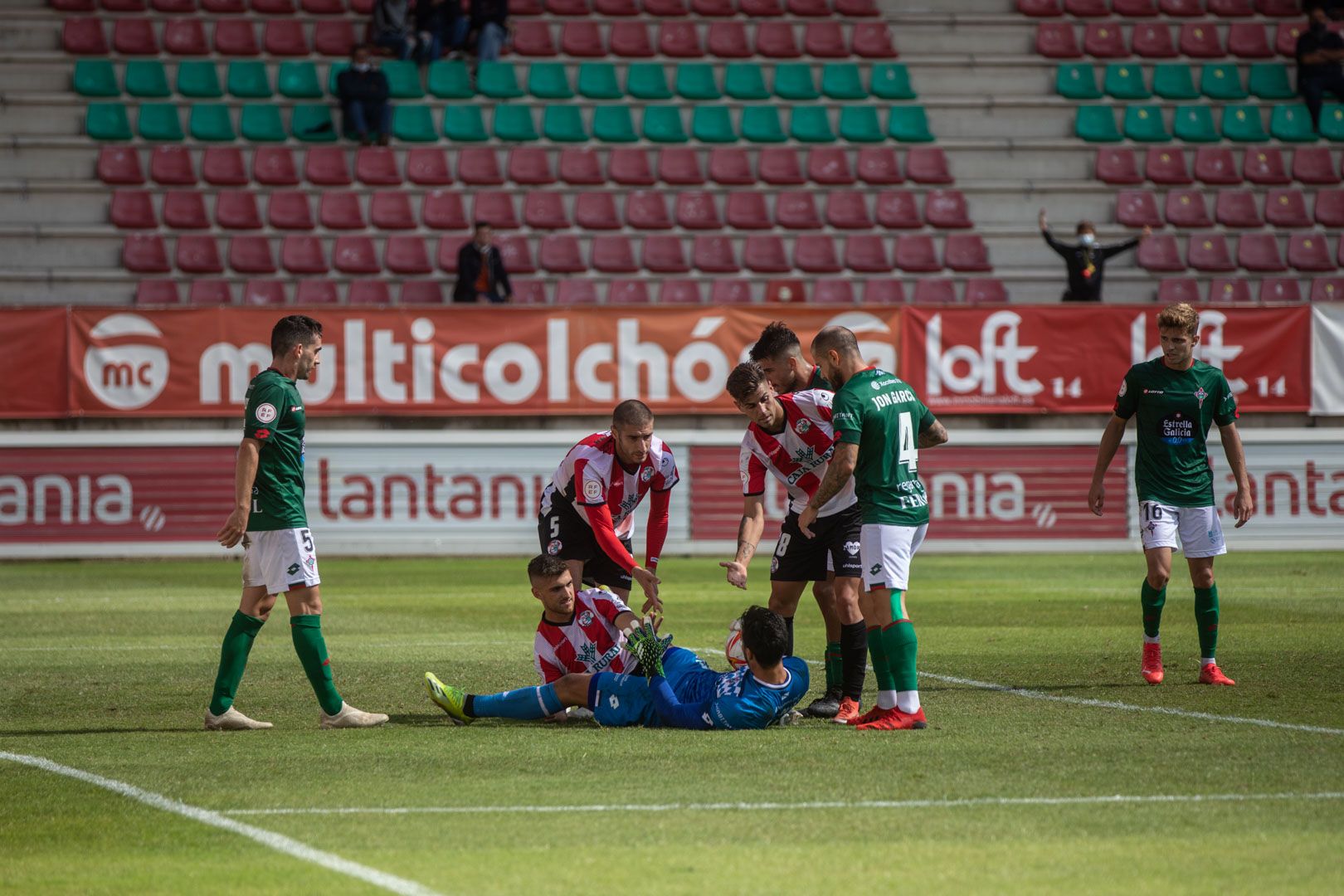 GALERÍA | Las mejores imágenes del partido entre el Zamora CF y el Racing de Ferrol