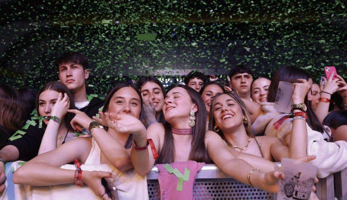 Las primeras filas, con los seguidores más fieles de los artistas.