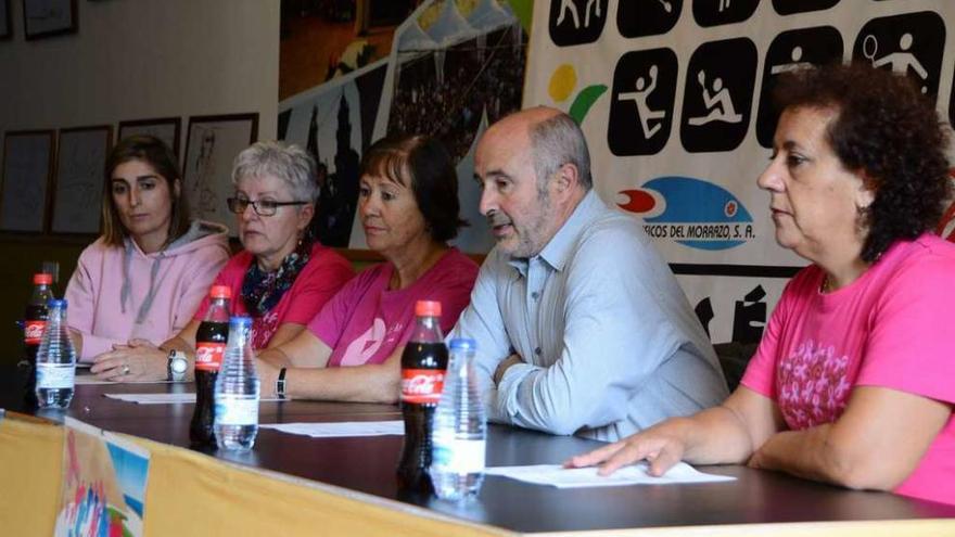 Presentación de la marcha con la presencia del edil Xoán Carlos Chilón. // Gonzalo Núñez