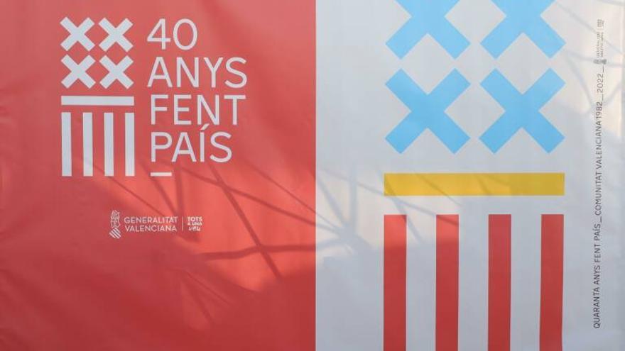 Imatge corporativa de l’efemèride «40 anys fent país».