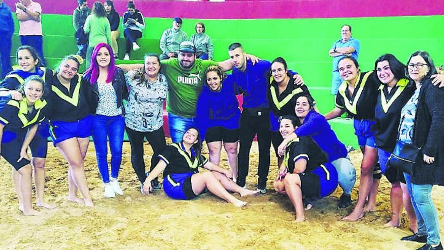 El conjunto candelariero celebró la consecución del título.