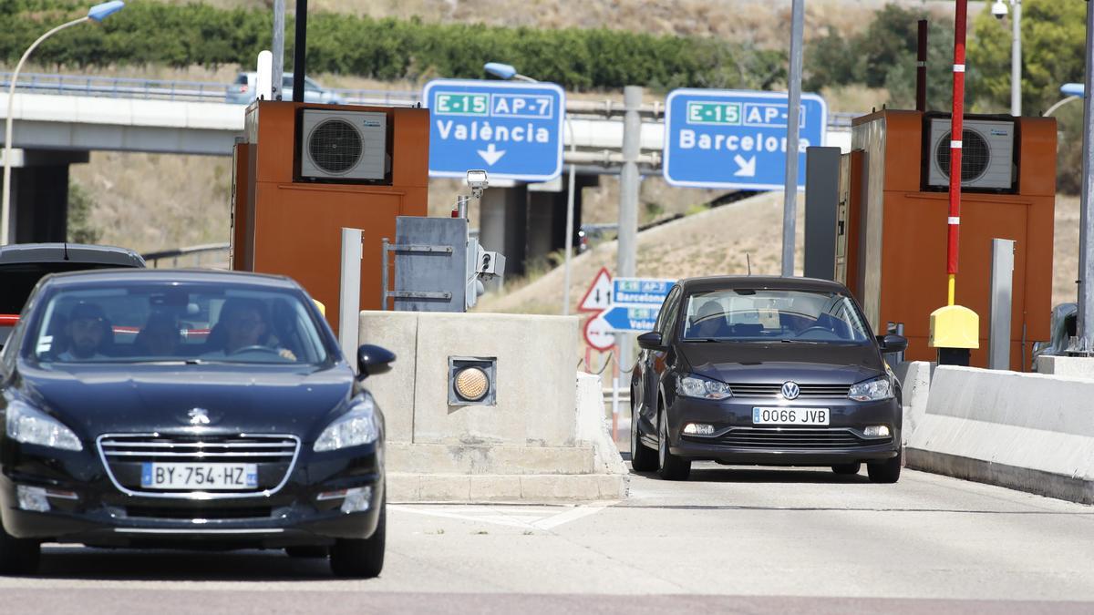 PEAJE AUTOPISTAS  ¿Tendrás que pagar peaje en las autopistas españolas  desde 2024? El director de la DGT asegura que se trata de una “imposición  de Bruselas”