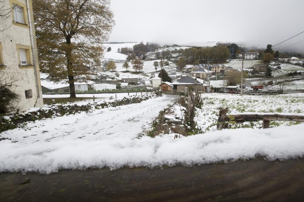 Las primeras nieves del otoño en Asturias