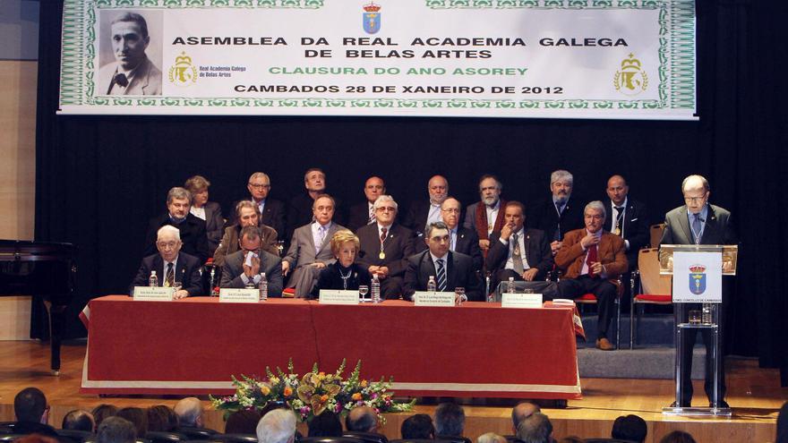 El Año Asorey se estrena con una exposición de paneles en las calles de Cambados