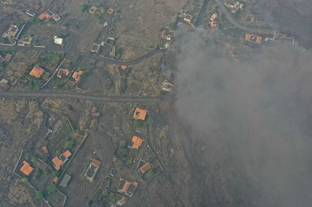 El avance de la lava del volcán de La Palma, a vista de pájaro en el décimo día de erupción