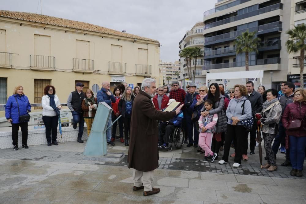 Ars Creatio rememoró este fin de semana con un recorrido teatralizado por Torrevieja el 190 aniversario del terremoto que asoló la comarca de la Vega Baja el 21 de marzo de 1829. Horas después de la r