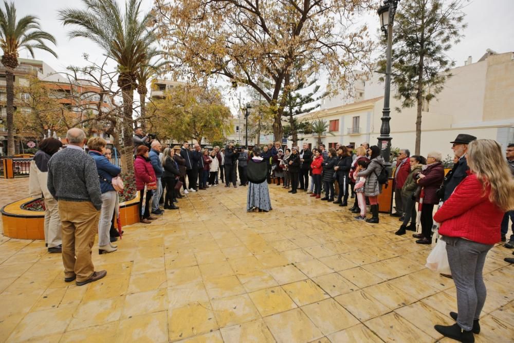 Ars Creatio rememoró este fin de semana con un recorrido teatralizado por Torrevieja el 190 aniversario del terremoto que asoló la comarca de la Vega Baja el 21 de marzo de 1829. Horas después de la r