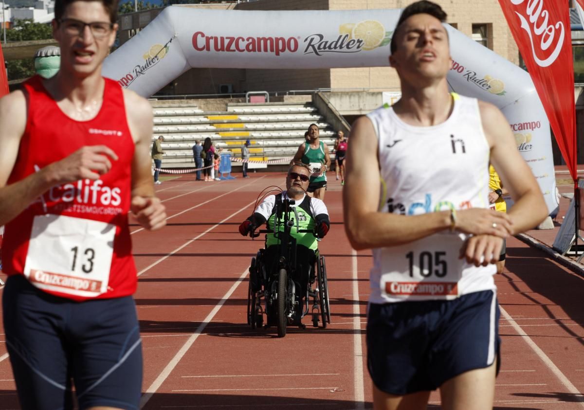 Miguel Espinosa y Marta Polo ganan la carrera popular de Los Califas