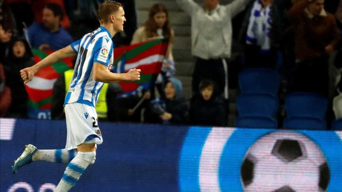 Odegaard celebra un gol con la Real Sociedad