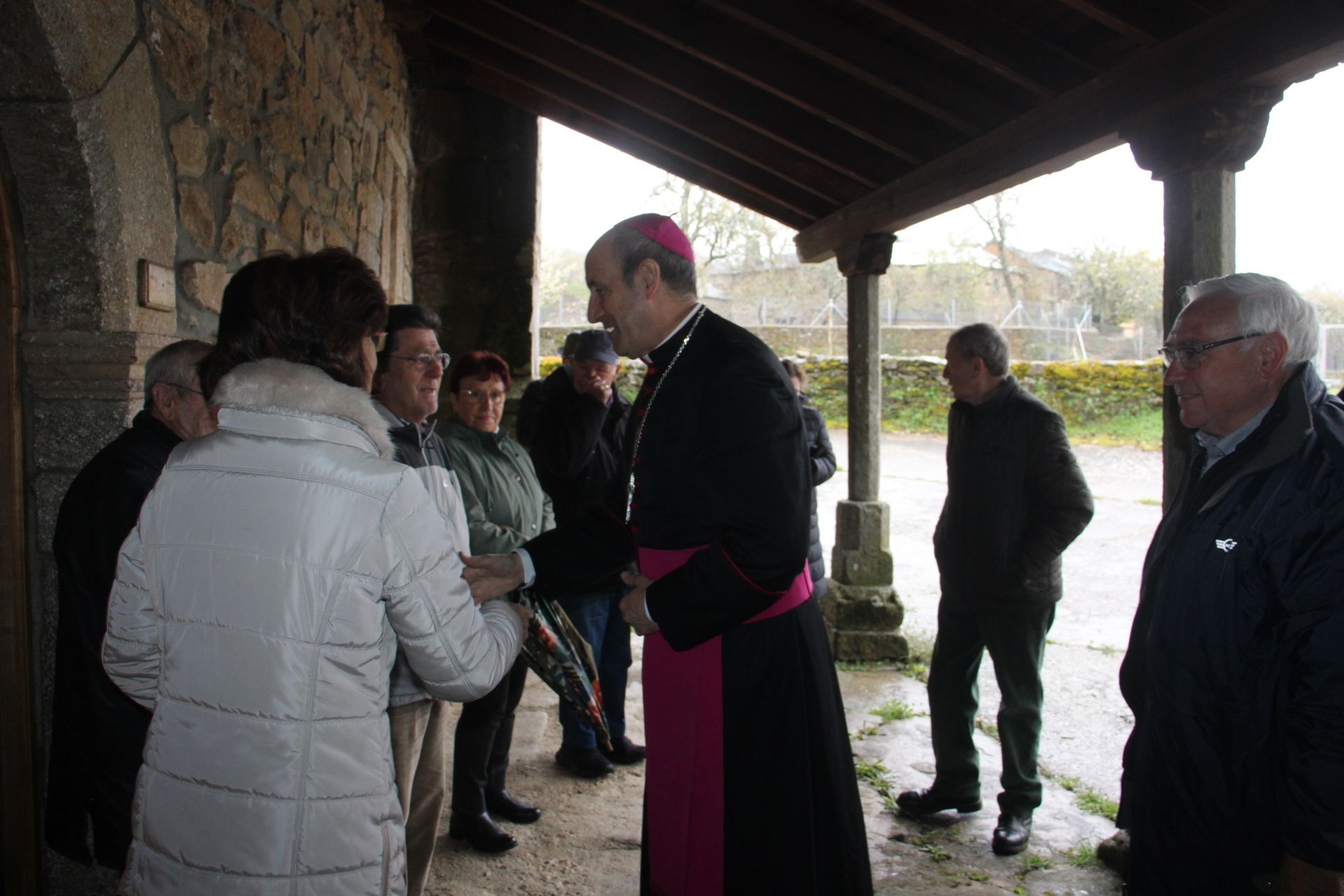 El obispo de Astorga visita Ferreros, Paramio, Robleda, Cervantes, Valdespino y San Juan de la Cuesta