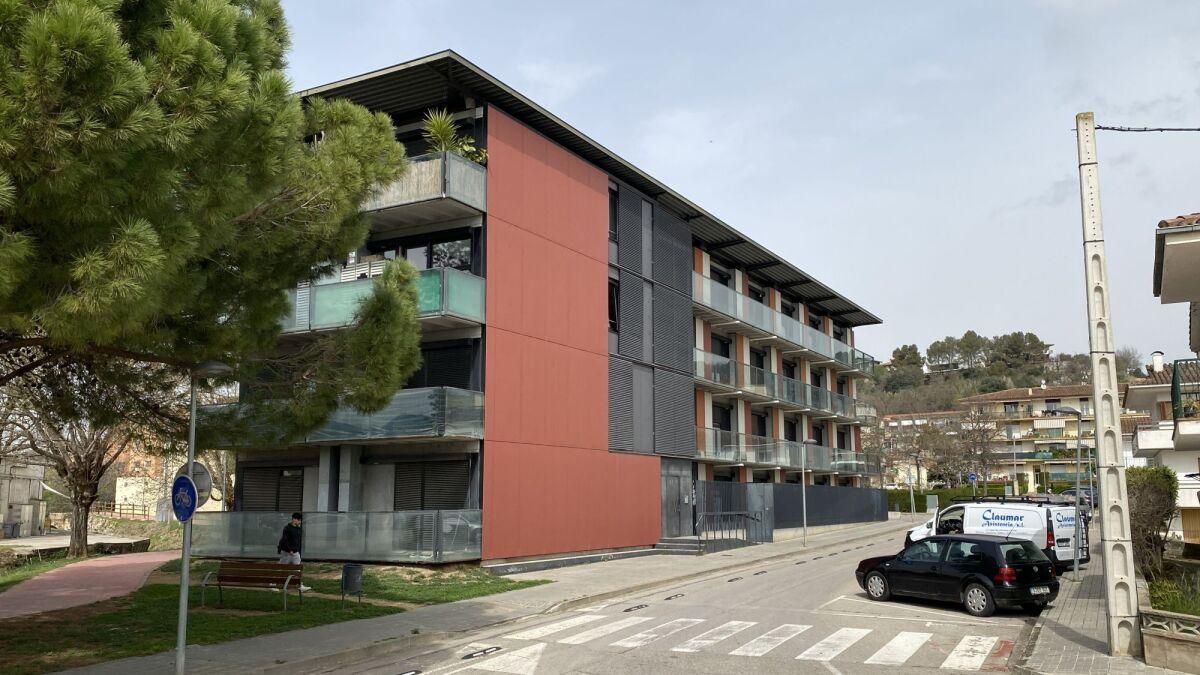 Bloc de pisos a Banyoles