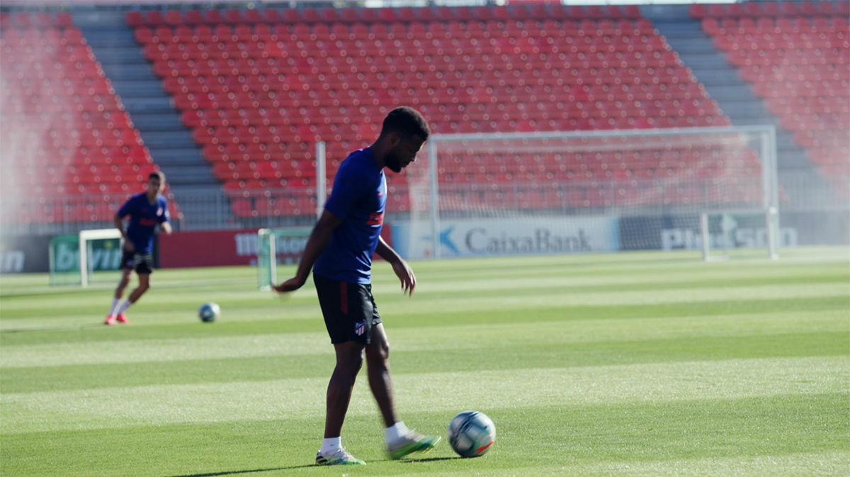 El Atlético entrena por última vez antes de visitar el Camp Nou