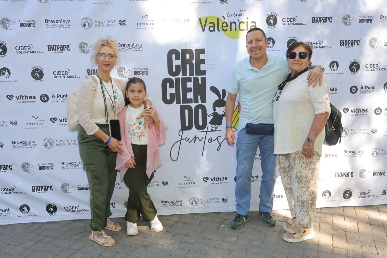 'Creciendo Juntos' en Bioparc València: photocall de todos los asistentes