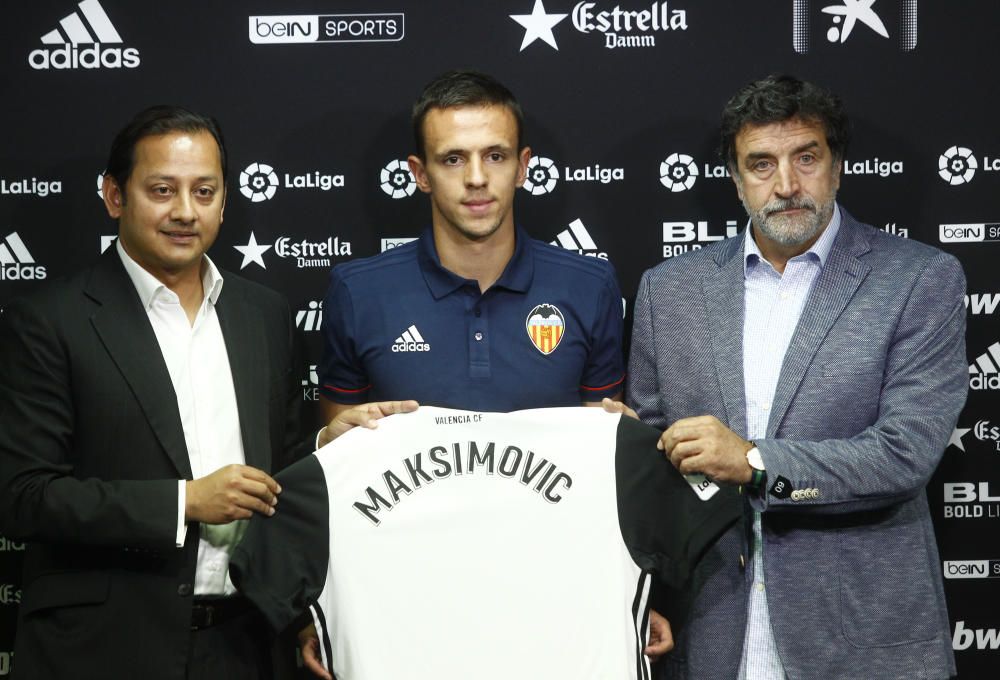 El Valencia CF presenta a Maksimovic