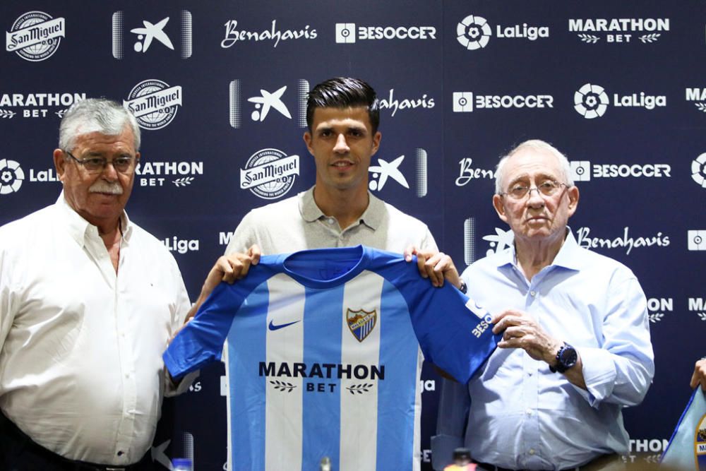 El delantero canario llega a La Rosaleda para acabar con la falta del gol del equipo en los últimos encuentros de preparación