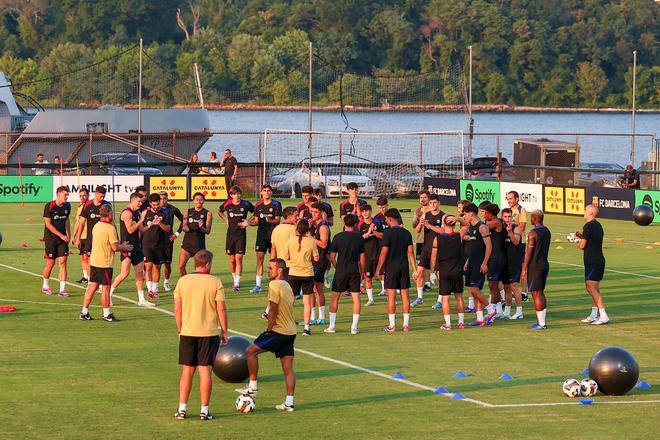 Así ha sido el entrenamiento del Barça en la Base Naval de la Marina de Annapolis para preparar el clásico