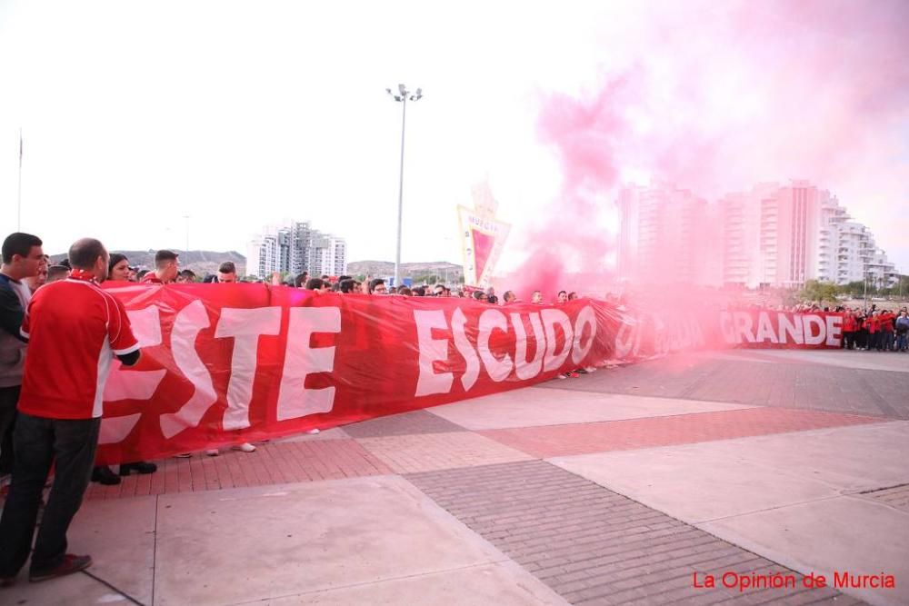 Nueva protesta contra Víctor Gálvez, presidente de