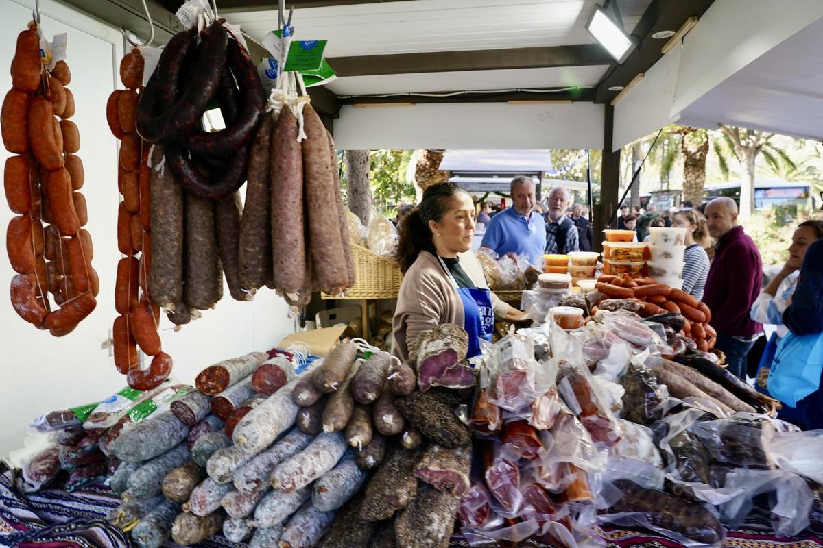 El Málaga CF visita la feria Sabor a Málaga