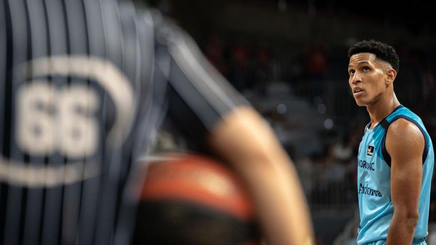 Tyson Pérez, durante un partido de Liga de la presente temporada. | ACBPHOTO