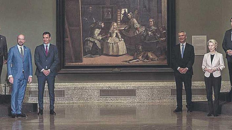 Alguns dels líders polítics a la sala de &quot;Las Meninas&quot;