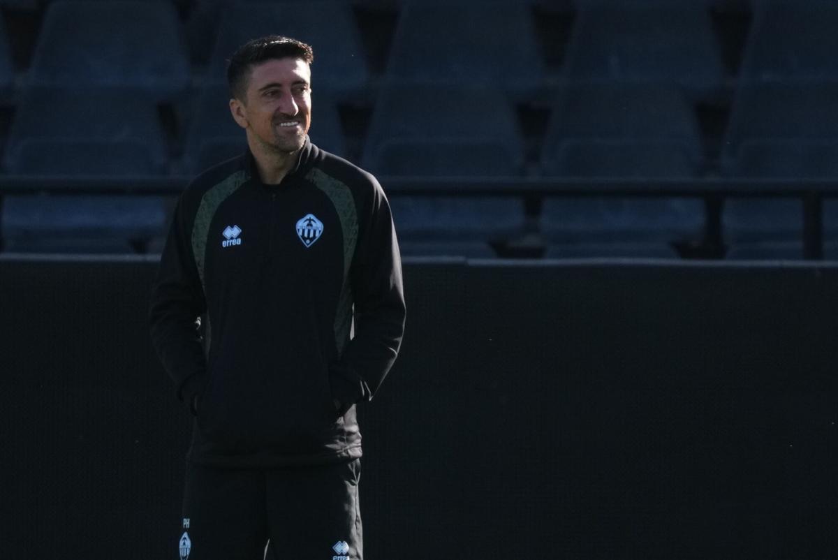 Galería | El CD Castellón entrena en el SkyFi Castalia antes de recibir al Sporting