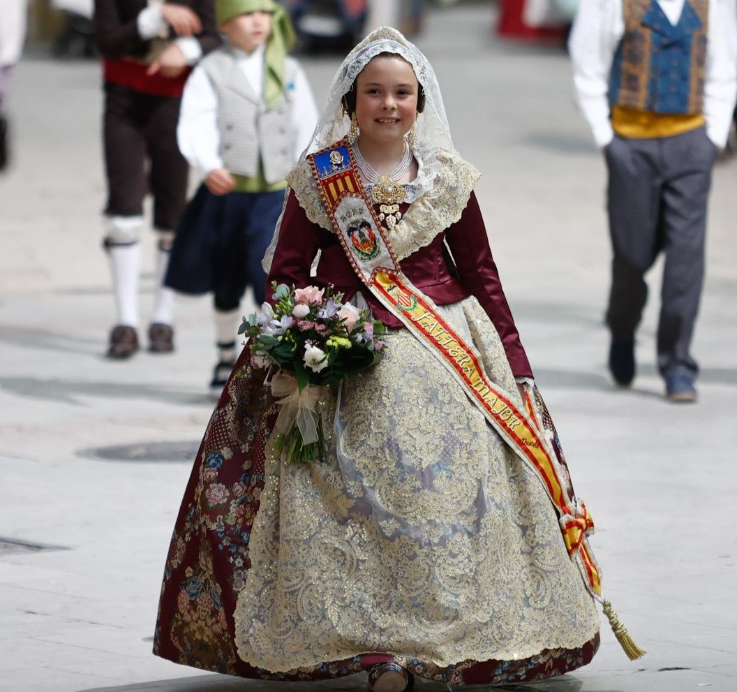 Falleras Mayores en la Ofrenda 2025. Día 17 (1/4)