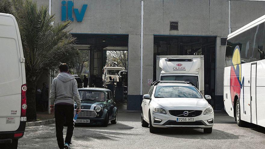 Anderthalb Monate Wartezeit für spanischen TÜV: Wieder Ärger bei der ITV auf Mallorca