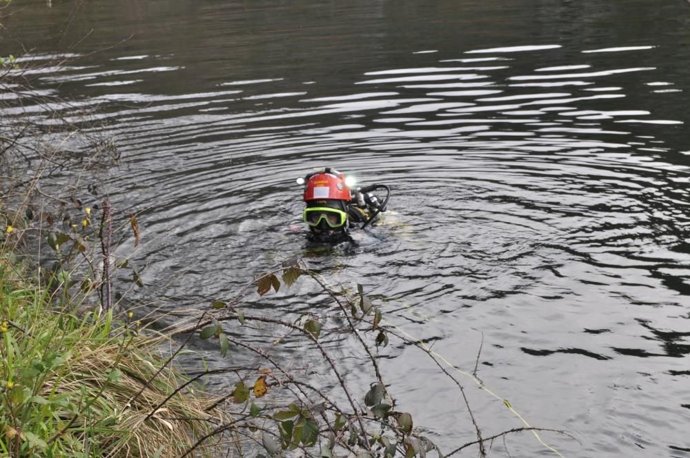 La Guardia Civil busca pruebas en el embalse de Arbón sobre la muerte de Paz Fernández