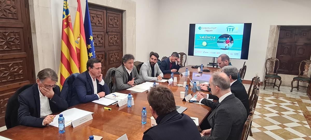 Imagen de la reunión entre las autoridades valencianas y la ITF