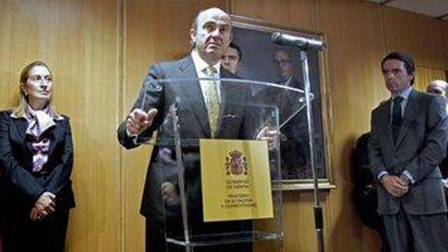 El ministro Guindos asegura que España iniciará el 2012 en recesión