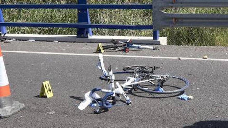 Un ciclista fallece atropellado en Oliva