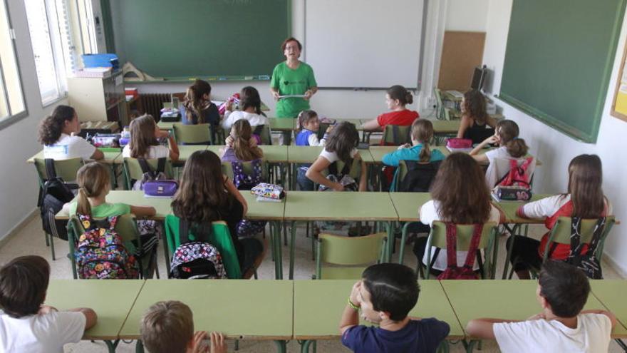 Imagen de archivo de una clase en el colegio público de Sant Jordi.