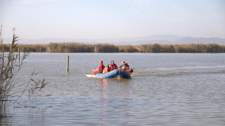 La Fundación Reddingshonden RHWW, organización holandesa sin ánimo de lucro con más de 35 años de trayectoria en búsqueda y rescate de personas, ha desplegado un contingente de 20 voluntarios en Valencia tras la dana.