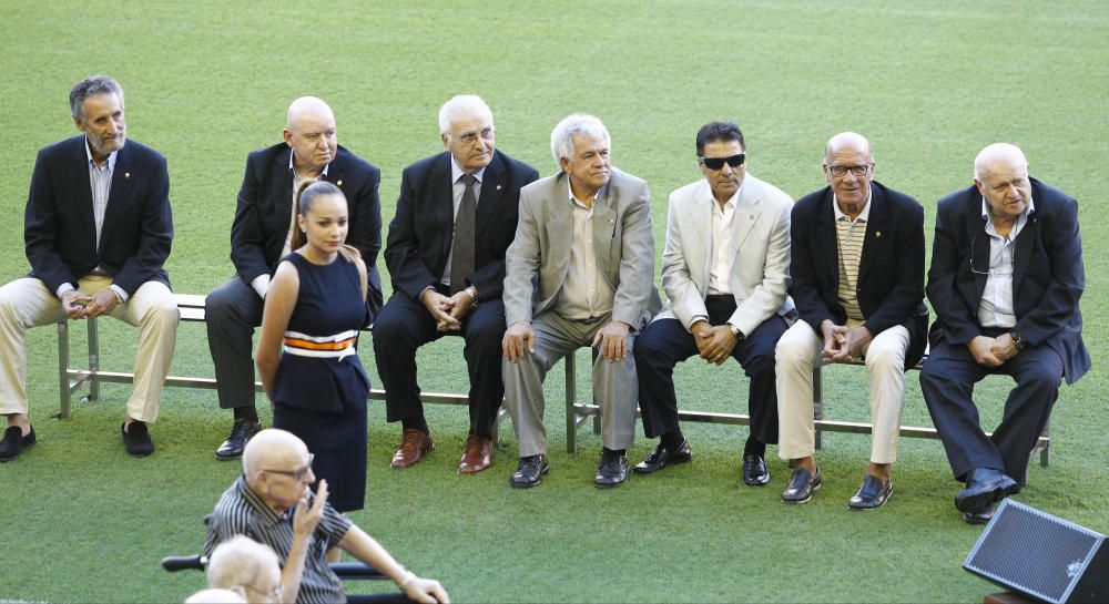 El Valencia rinde homenaje a sus socios más fieles
