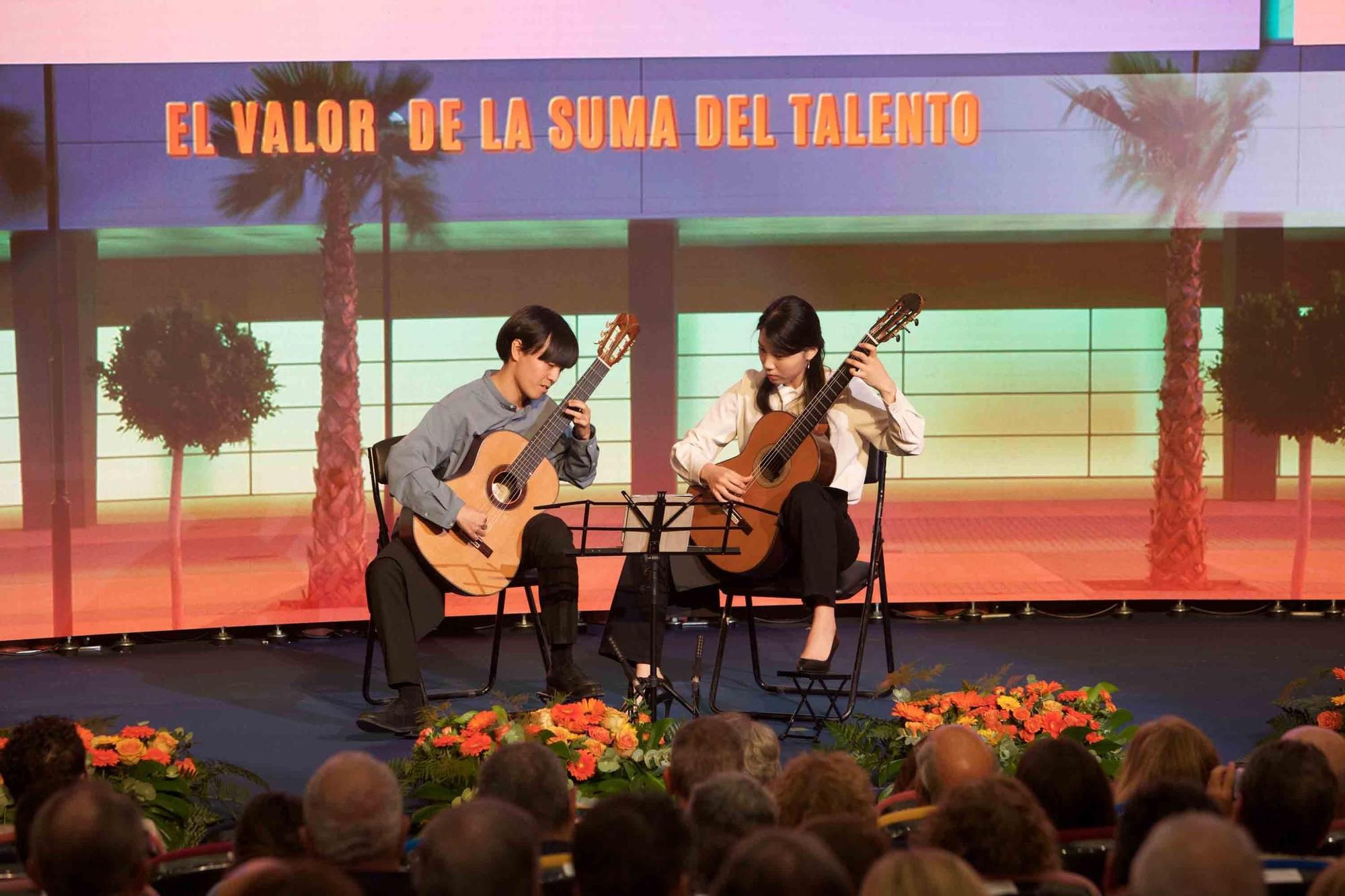 IV edición de la gala "Alumni UA" 2025 en la Universidad de Alicante