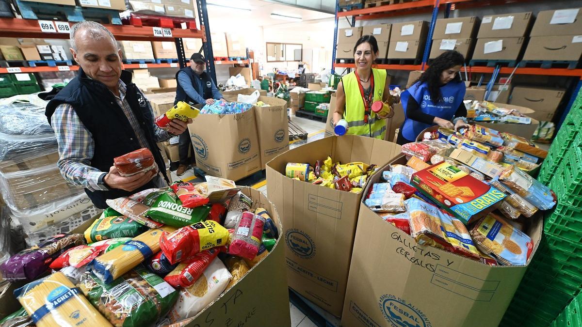Recogida en el Banco de Alimentos de Castellón para ayudar a los afectados de Valencia